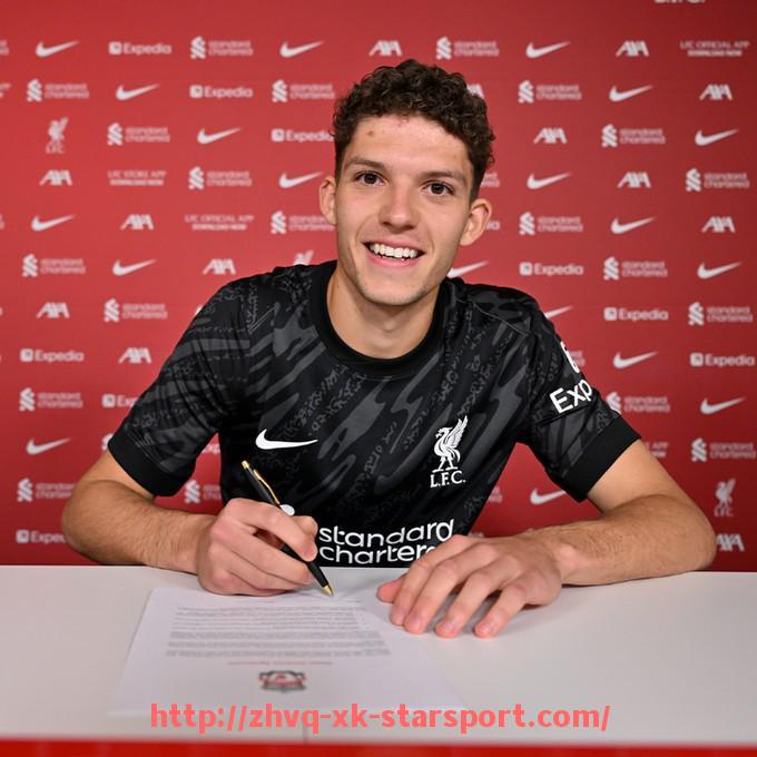 星空体育-世俱杯历年高空球解围成功率最高球员排行